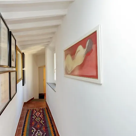 Pantheon Charming Penthouse